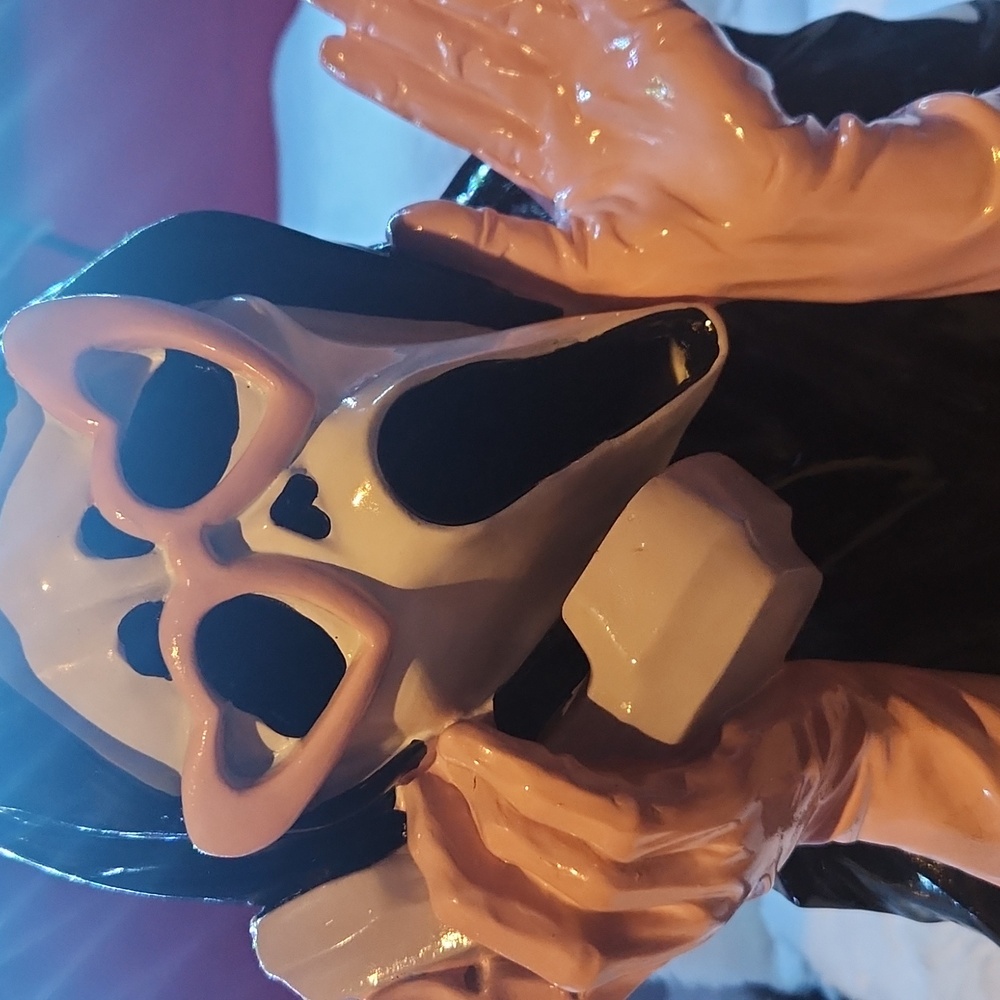 Ghoulish, Ghost Face with Pink Gloves And Phone Fun, Silly, Halloween Decoration - Picture 4 of 4